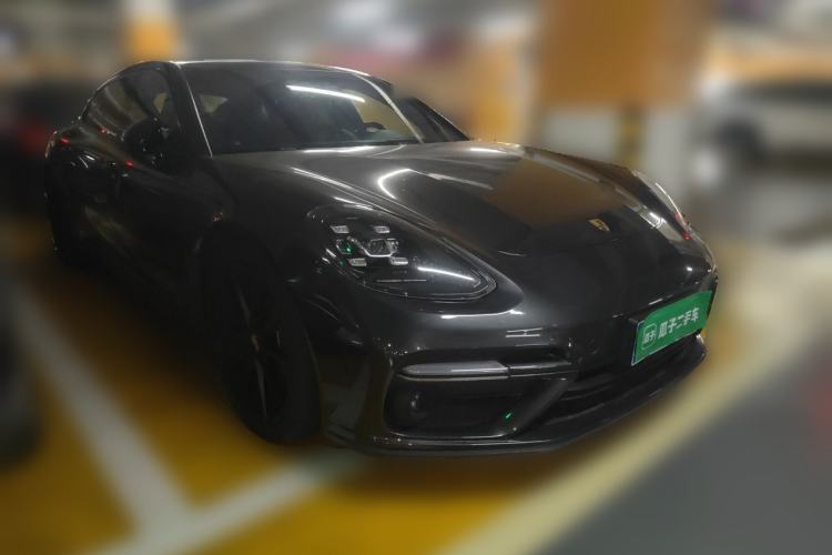 Used Porsche Panamera 2017 Panamera 4 Executive Long Wheelbase 3.0T Front Right 45 Deg