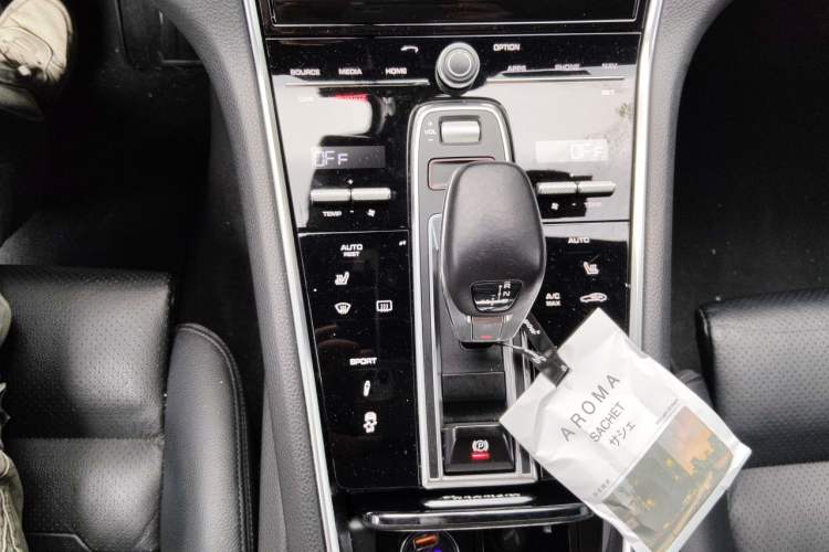 Used Porsche Panamera 2017 Panamera 3.0T Gear Lever