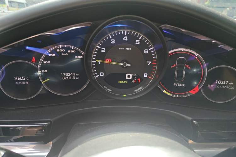 Used Porsche Panamera 2017 Panamera 4 E-Hybrid Executive Long Wheelbase 2.9T Instrument Cluster