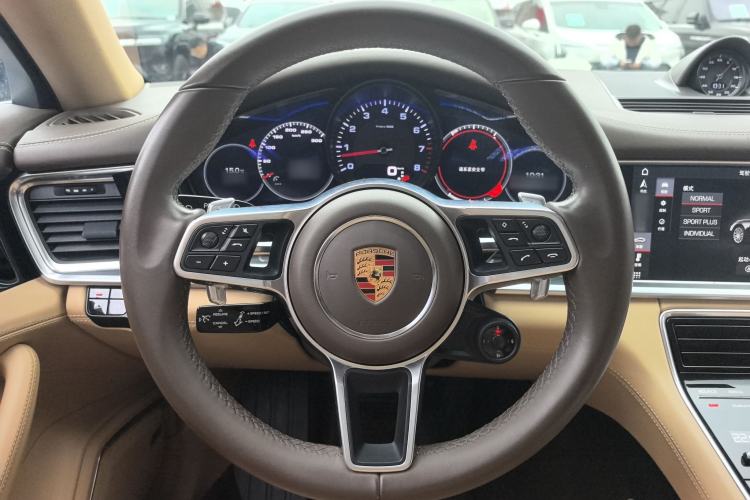 Used Porsche Panamera 2017 Panamera Executive Long Wheelbase 3.0T Interior 2
