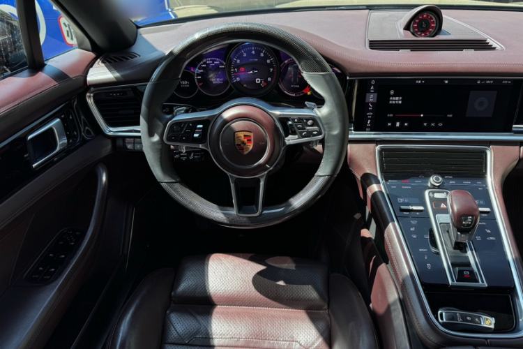 Used Porsche Panamera 2017 Panamera 3.0T Interior 2