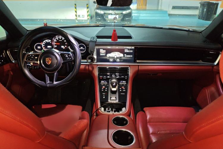Used Porsche Panamera 2017 Panamera 3.0T Interior 2