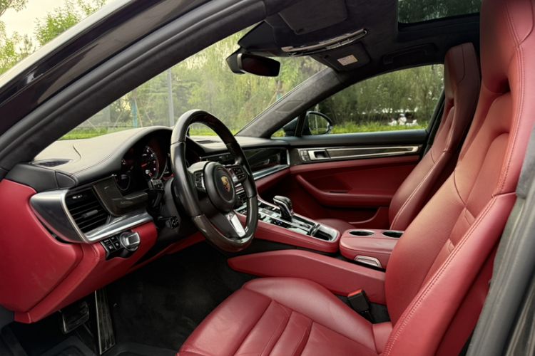 Used Porsche Panamera 2017 Panamera Turbo 4.0T Interior 4