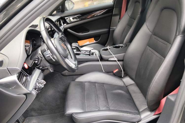 Used Porsche Panamera 2017 Panamera 3.0T Left Front Seat