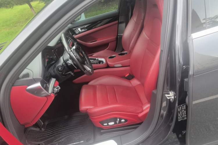 Used Porsche Panamera 2017 Panamera 3.0T Left Front Seat