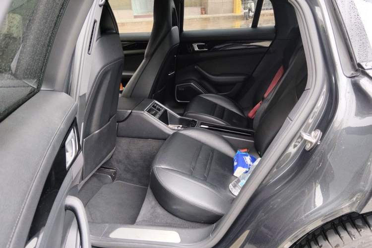 Used Porsche Panamera 2017 Panamera 3.0T Left Rear Seat