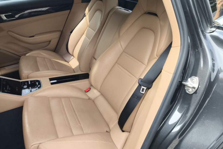 Used Porsche Panamera 2017 Panamera Executive Long Wheelbase 3.0T Left Rear Seat