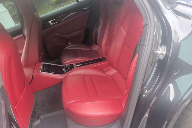 Used Porsche Panamera 2017 Panamera 3.0T Left Rear Seat