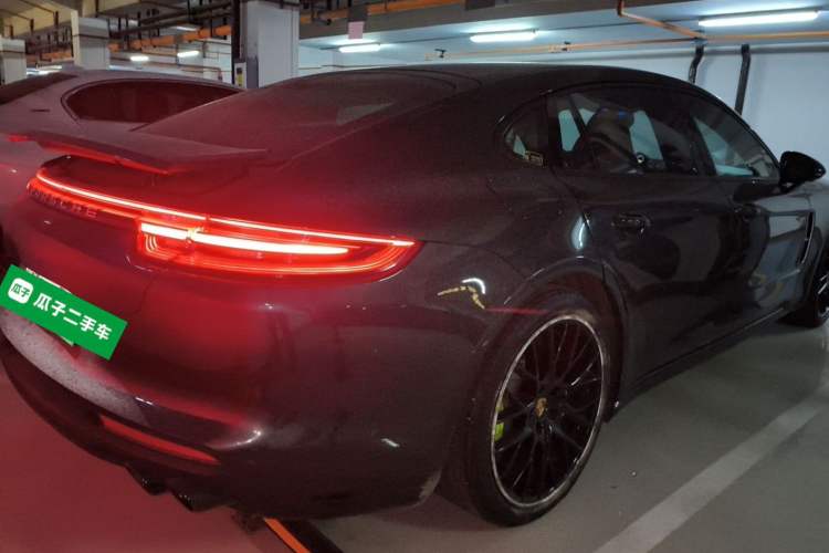 Used Porsche Panamera 2017 Panamera 4 E-Hybrid Executive Long Wheelbase 2.9T Rear Right 45 Deg