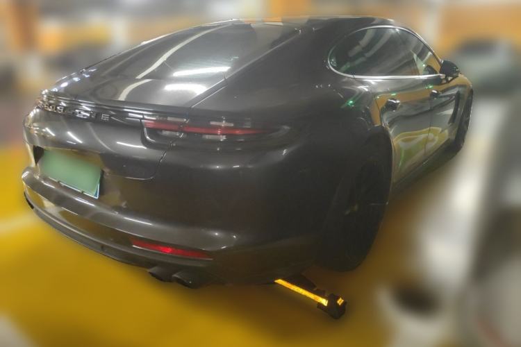 Used Porsche Panamera 2017 Panamera 4 Executive Long Wheelbase 3.0T Rear Right 45 Deg