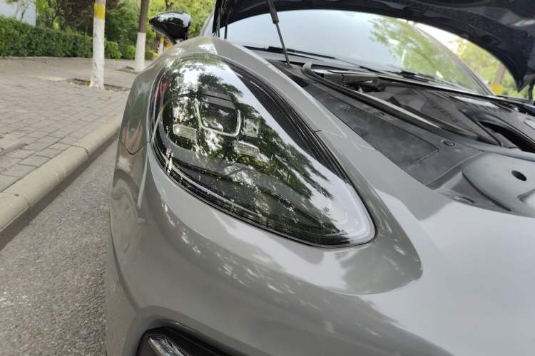 Used Porsche Panamera 2017 Panamera 3.0T Right Front Headlight