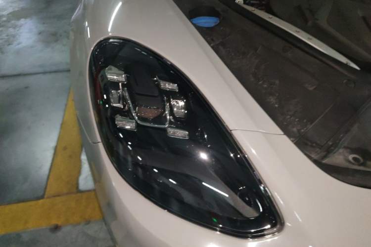 Used Porsche Panamera 2017 Panamera 3.0T Right Front Headlight