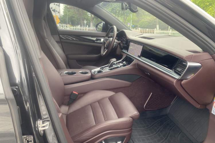 Used Porsche Panamera 2017 Panamera 3.0T Right Front Seat