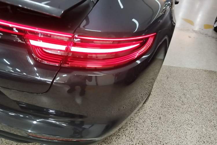 Used Porsche Panamera 2017 Panamera 3.0T Right Rear Taillight