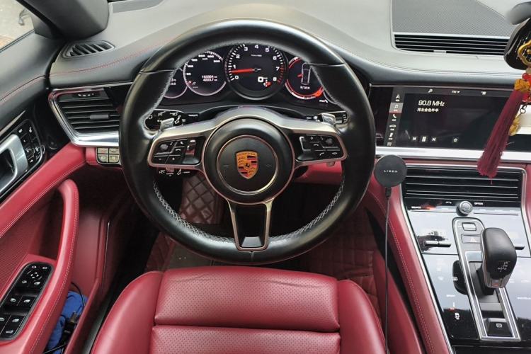Used Porsche Panamera 2017 Panamera 3.0T Steering Wheel
