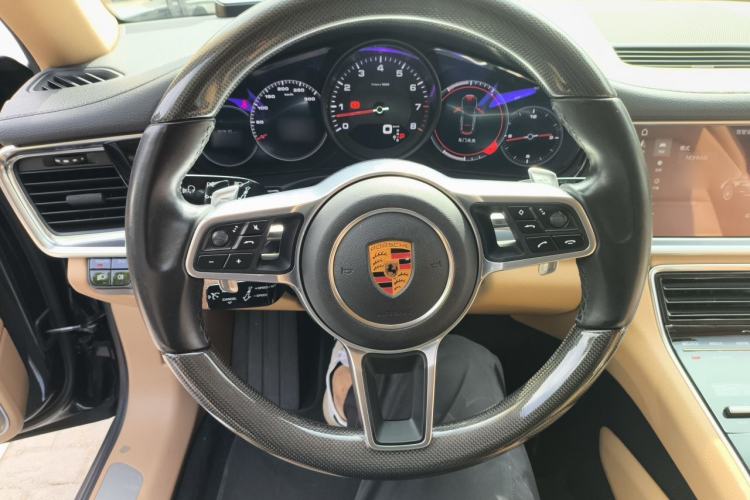 Used Porsche Panamera 2017 Panamera Executive Long Wheelbase 3.0T Steering Wheel
