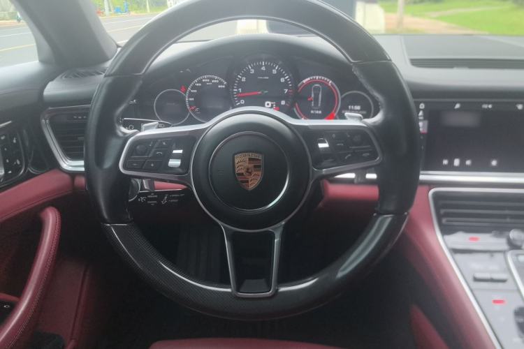 Used Porsche Panamera 2017 Panamera 3.0T Steering Wheel