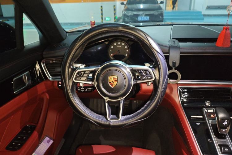 Used Porsche Panamera 2017 Panamera 3.0T Steering Wheel