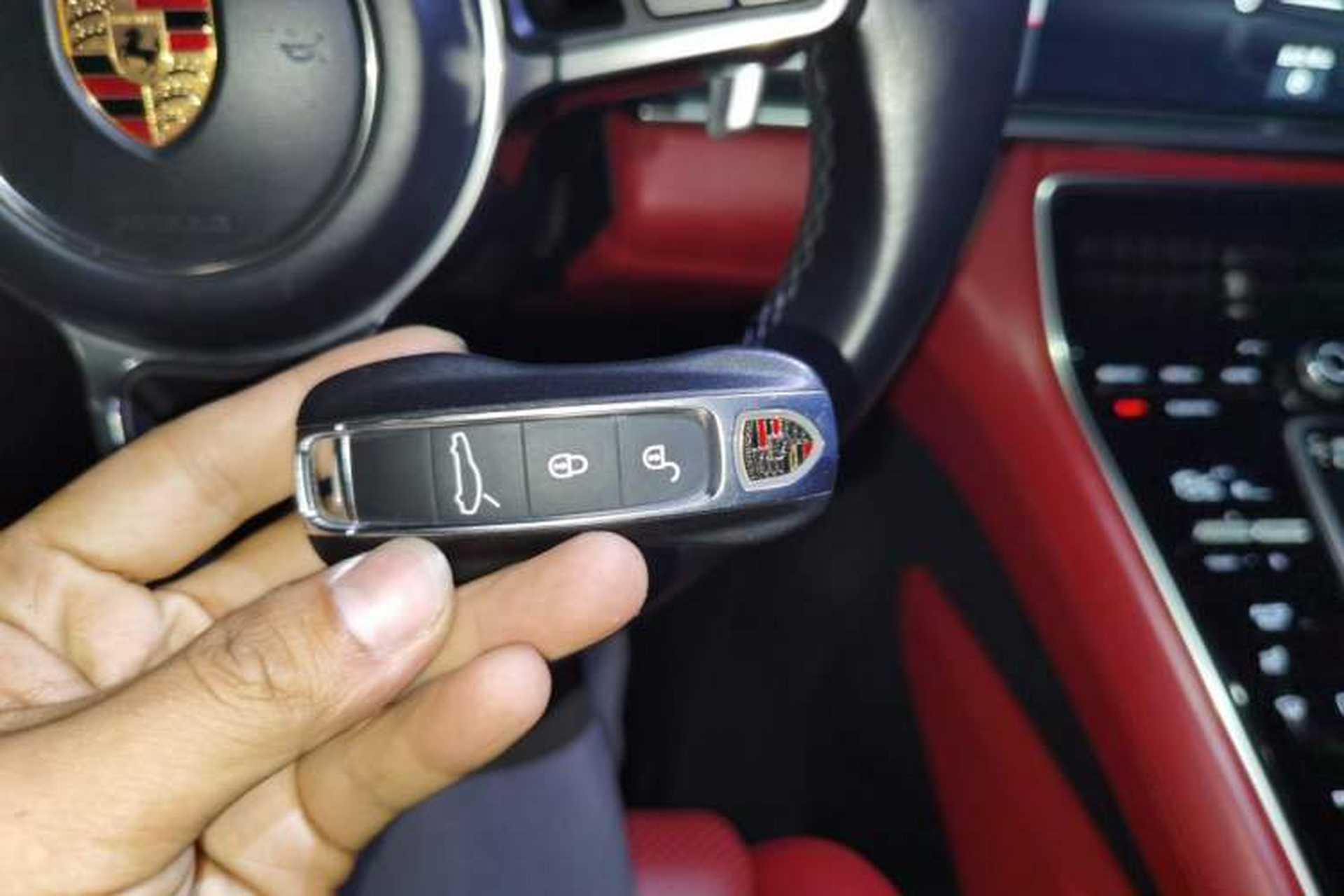 Used Porsche Panamera 2017 Panamera 4 Executive Long Wheelbase 3.0T Vehicle Key