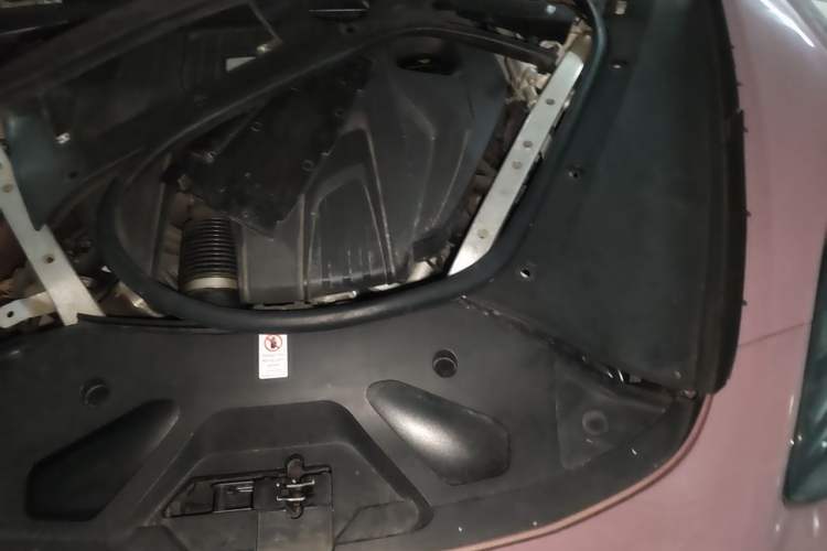 Used Porsche Panamera 2017 Panamera 4 Sport Turismo 3.0T Engine Bay Left