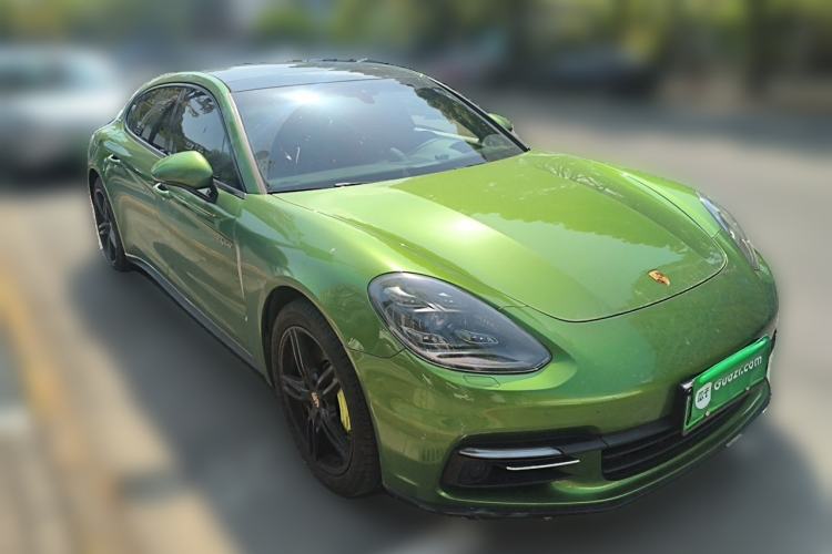 Used Porsche Panamera 2017 Panamera 4 E-Hybrid Executive Long Wheelbase 2.9T Front Right 45 Deg