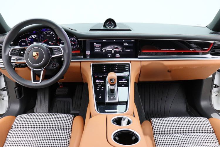 Used Porsche Panamera 2017 Panamera 4 Sport Turismo 3.0T Interior 2
