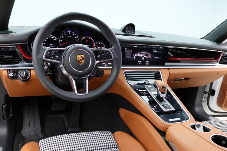 Used Porsche Panamera 2017 Panamera 4 Sport Turismo 3.0T Interior 3