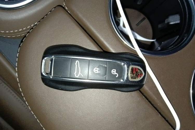 Used Porsche Panamera 2017 Panamera 3.0T Vehicle Key