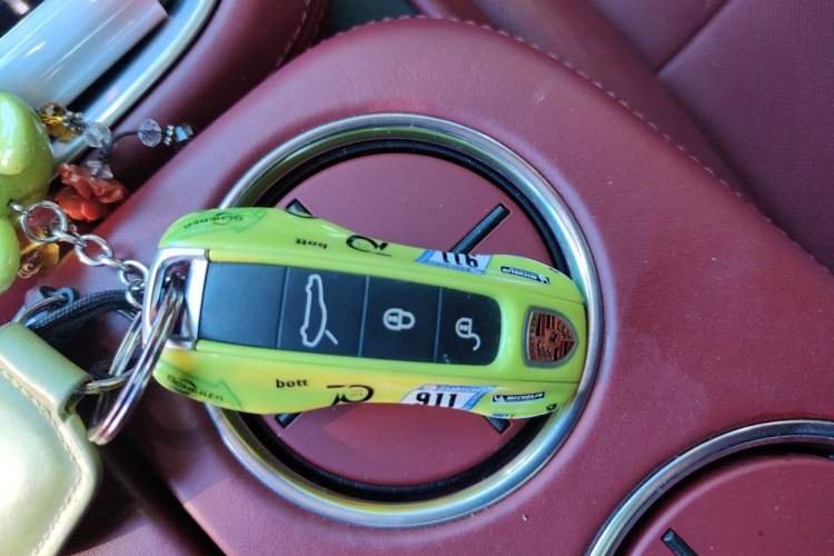Used Porsche Panamera 2017 Panamera Executive Long Wheelbase 3.0T Vehicle Key