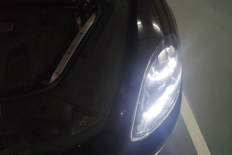 Used Porsche Panamera 2017 Panamera 3.0T Engine Bay Left