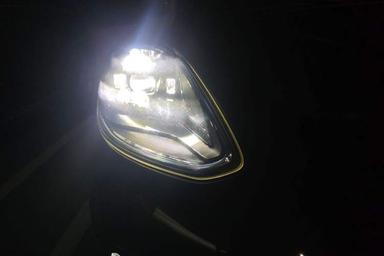 Used Porsche Panamera 2017 Panamera 3.0T Right Front Headlight