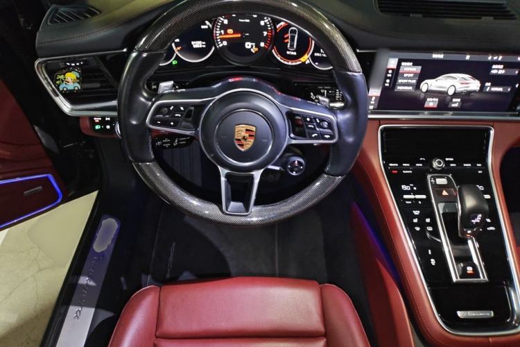 Used Porsche Panamera 2017 Panamera 3.0T Steering Wheel