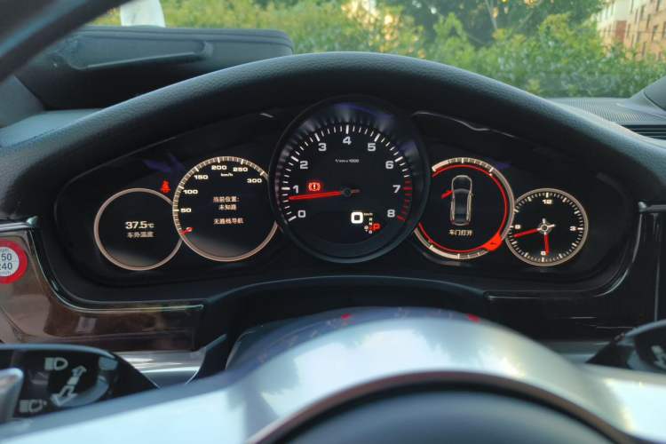 Used Porsche Panamera 2017 Panamera 4 Executive Long Wheelbase 3.0T Instrument Cluster