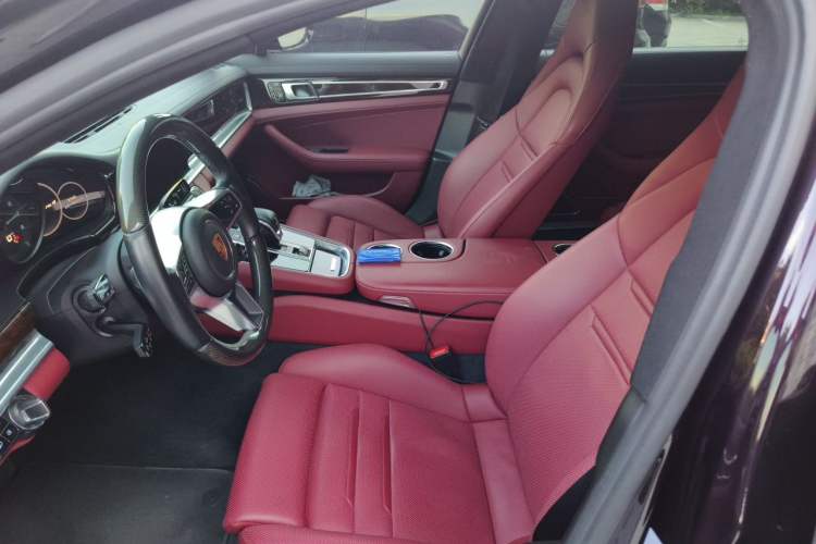 Used Porsche Panamera 2017 Panamera 4 Executive Long Wheelbase 3.0T Left Front Seat