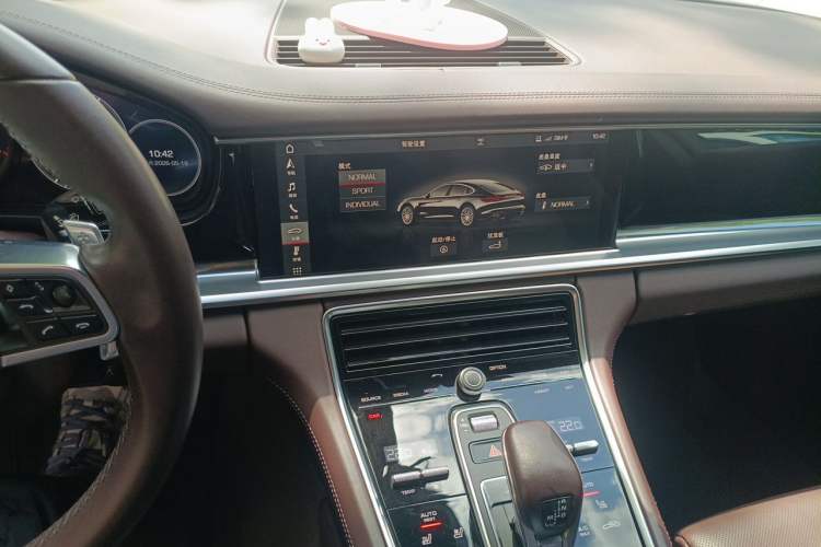 Used Porsche Panamera 2017 Panamera 3.0T Audio And AC Panel