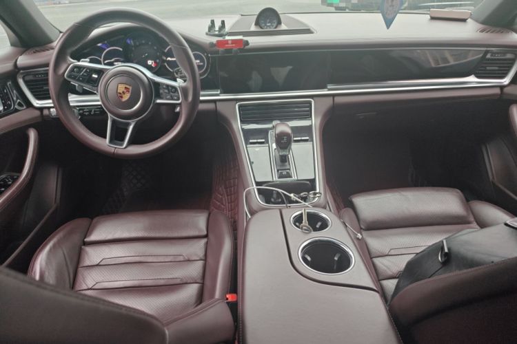 Used Porsche Panamera 2017 Panamera 3.0T Center Console