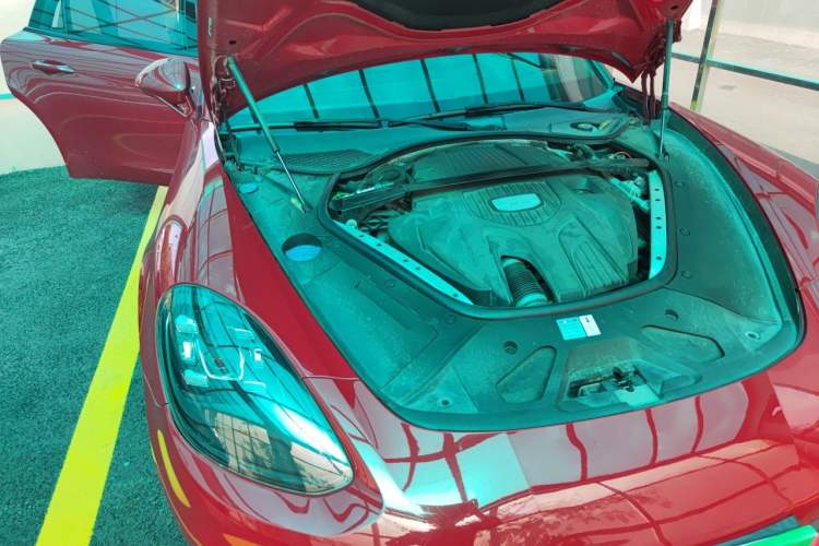 Used Porsche Panamera 2017 Panamera 4 Executive Long Wheelbase 3.0T Engine Bay Right