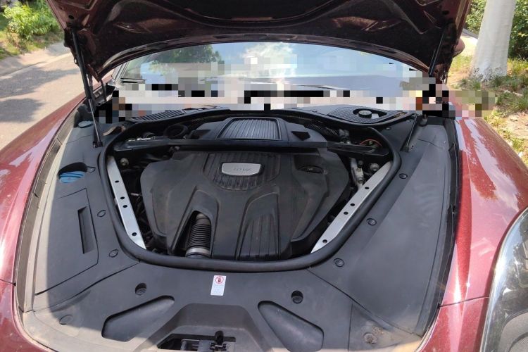 Used Porsche Panamera 2017 Panamera 3.0T Engine Bay