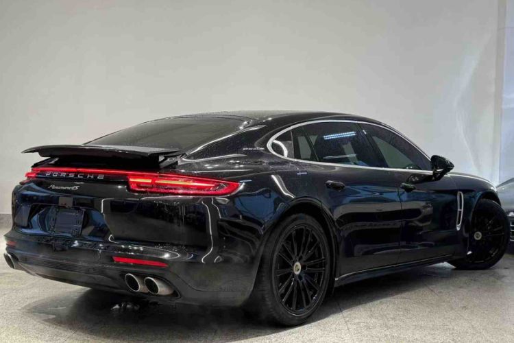 Used Porsche Panamera 2017 Panamera Executive Long Wheelbase 3.0T Exterior 3