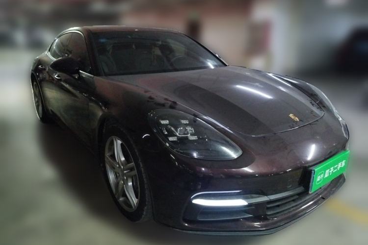 Used Porsche Panamera 2017 Panamera 3.0T Front Right 45 Deg