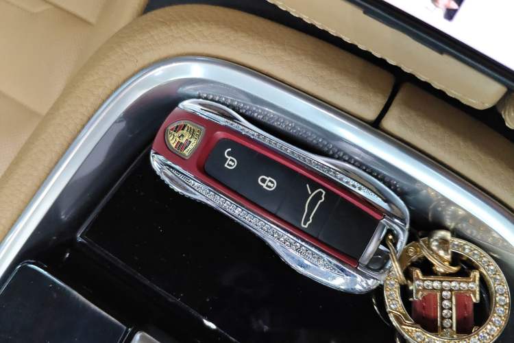 Used Porsche Panamera 2017 Panamera 3.0T Interior 1