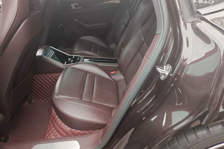Used Porsche Panamera 2017 Panamera 3.0T Left Rear Seat