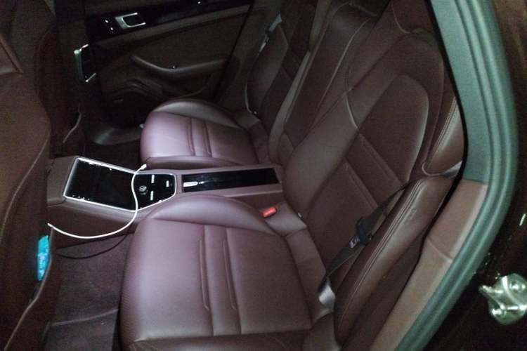 Used Porsche Panamera 2017 Panamera 3.0T Left Rear Seat