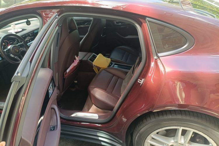 Used Porsche Panamera 2017 Panamera 3.0T Left Rear Seat