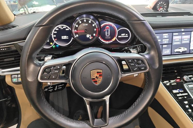 Used Porsche Panamera 2017 Panamera 3.0T Steering Wheel