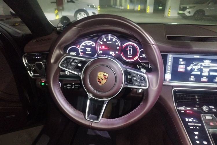 Used Porsche Panamera 2017 Panamera 3.0T Steering Wheel