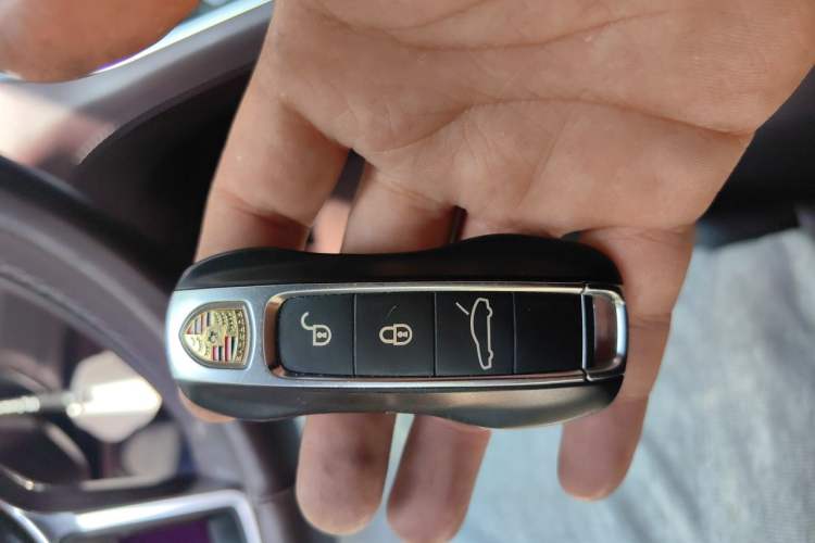 Used Porsche Panamera 2017 Panamera 3.0T Vehicle Key