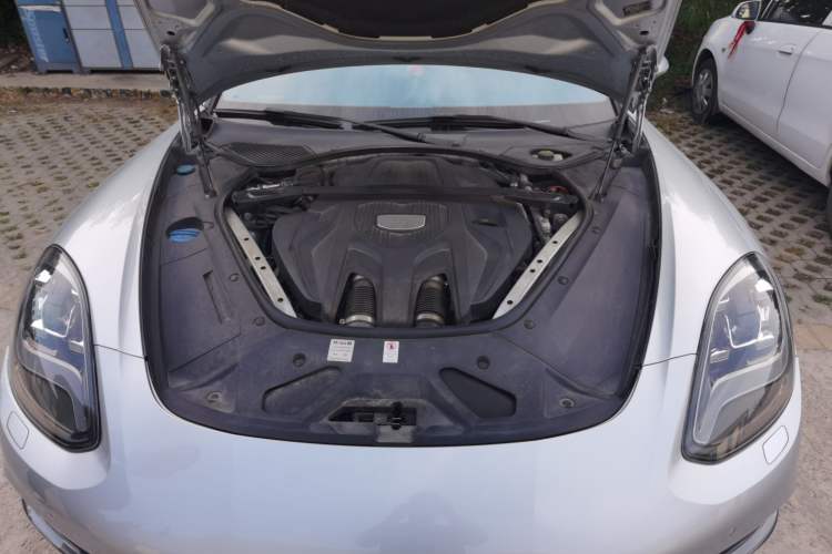 Used Porsche Panamera 2017 Panamera 4S 2.9T Engine Bay