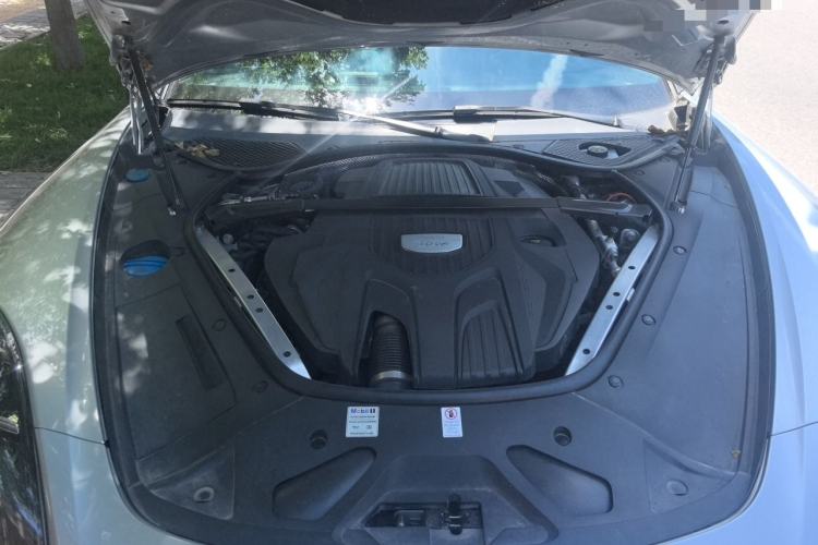 Used Porsche Panamera 2017 Panamera 3.0T Engine Bay