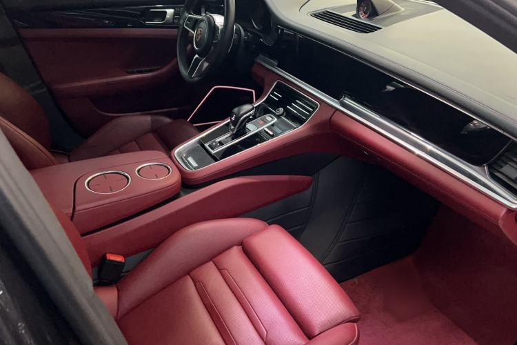 Used Porsche Panamera 2017 Panamera Executive Long Wheelbase 3.0T Interior 1